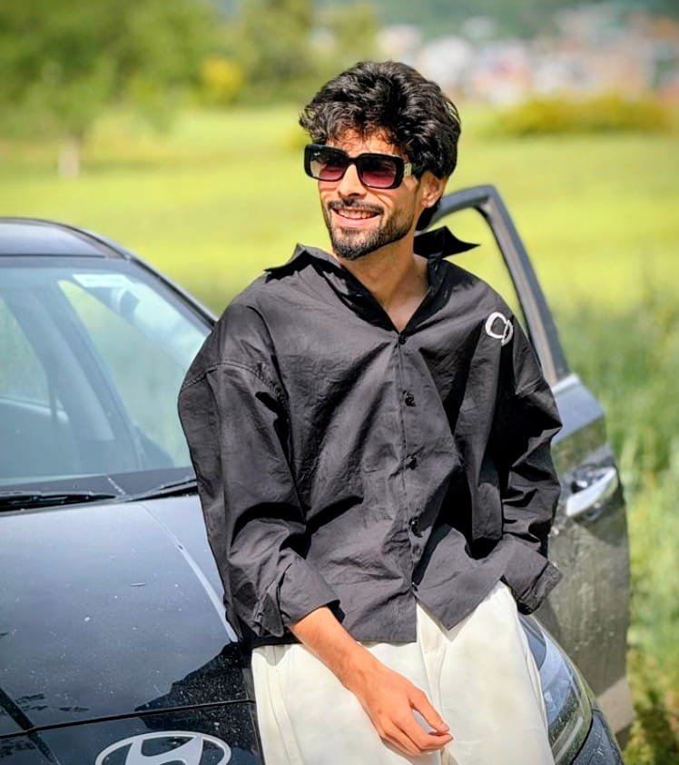 The Revival of Retro: Mehran Zain Redefining Style from the Heart of Doda To Jammu